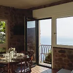 別荘 La Casa Di Maurizio モネーリア