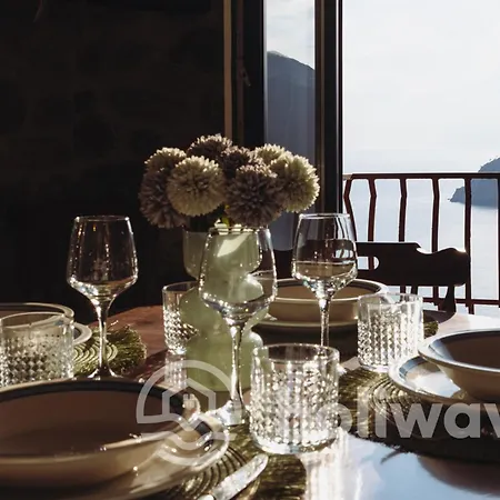 La Casa Di Maurizio Nyaraló Moneglia