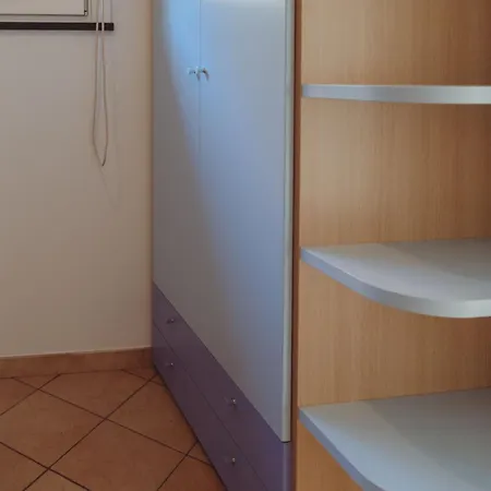 La Casa Di Maurizio Монелья