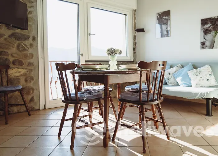 Semesterbostad La Casa Di Maurizio *