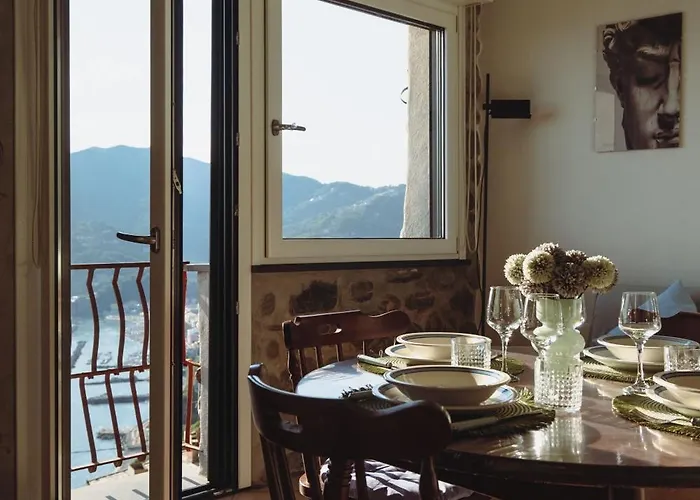 La Casa Di Maurizio Nyaraló Moneglia